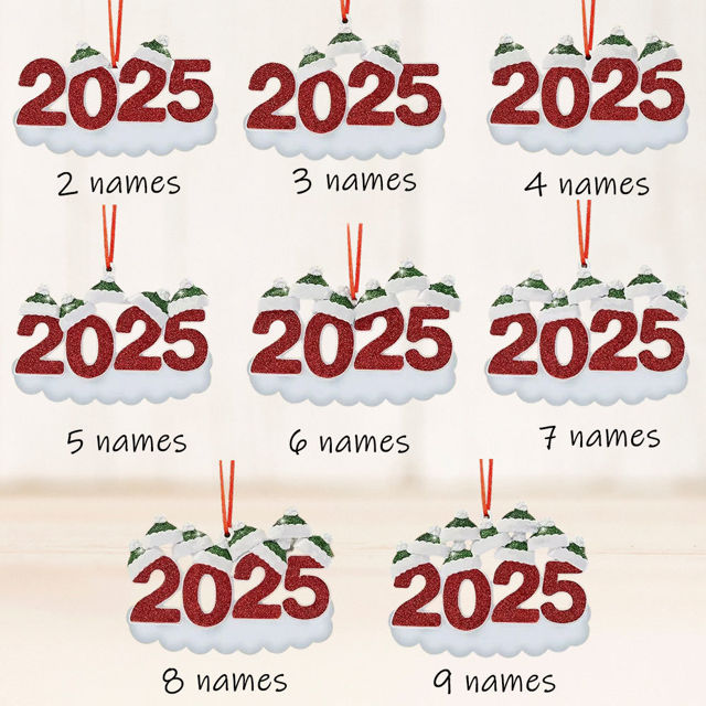 Picture of Custom Resin Christmas Ornament with Names -  Christmas Tree Ornament - Green Hats